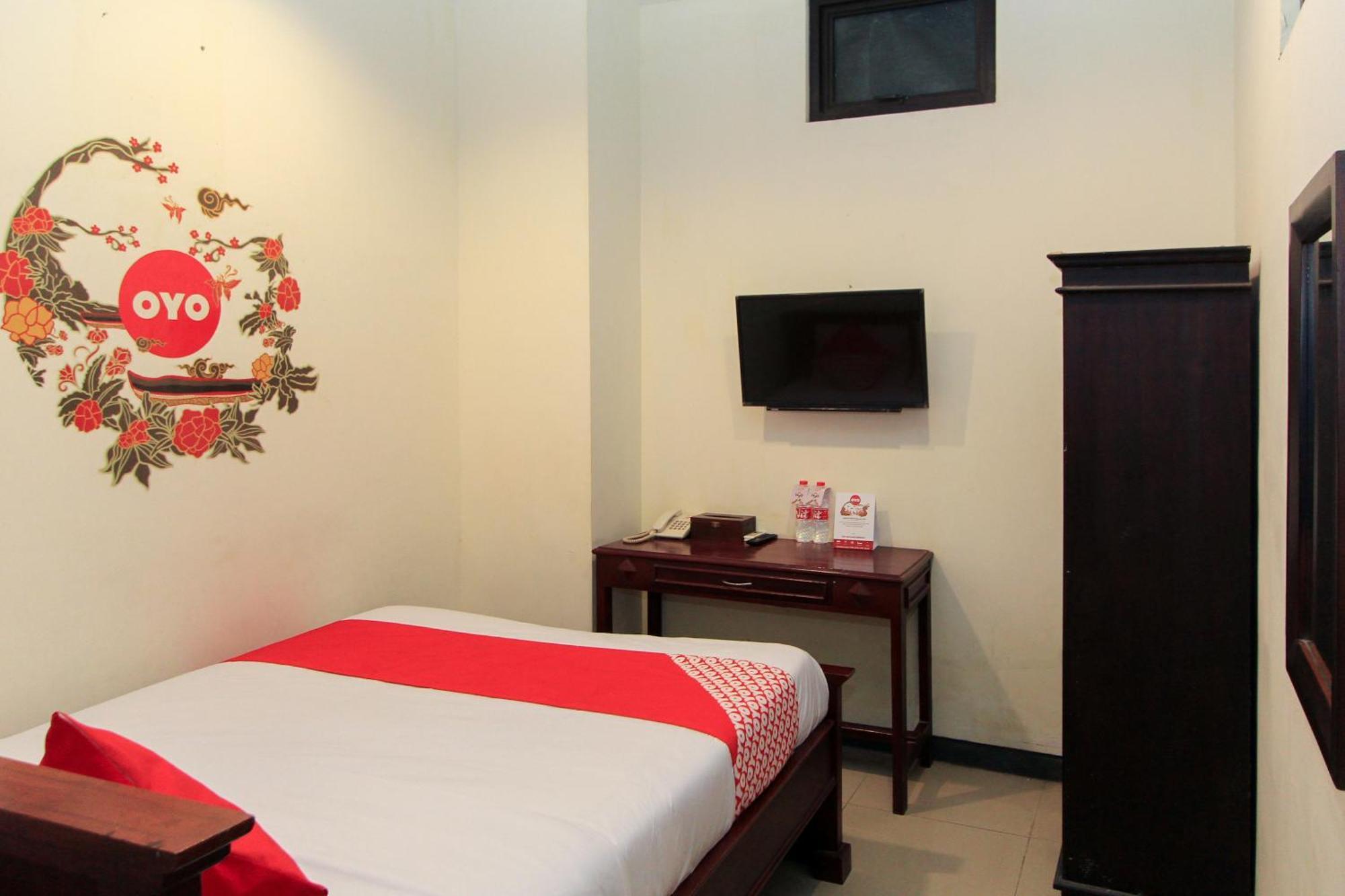 Hotel O Genteng Near Genteng Market Formerly Uno Hotel Surabaya Exteriör bild