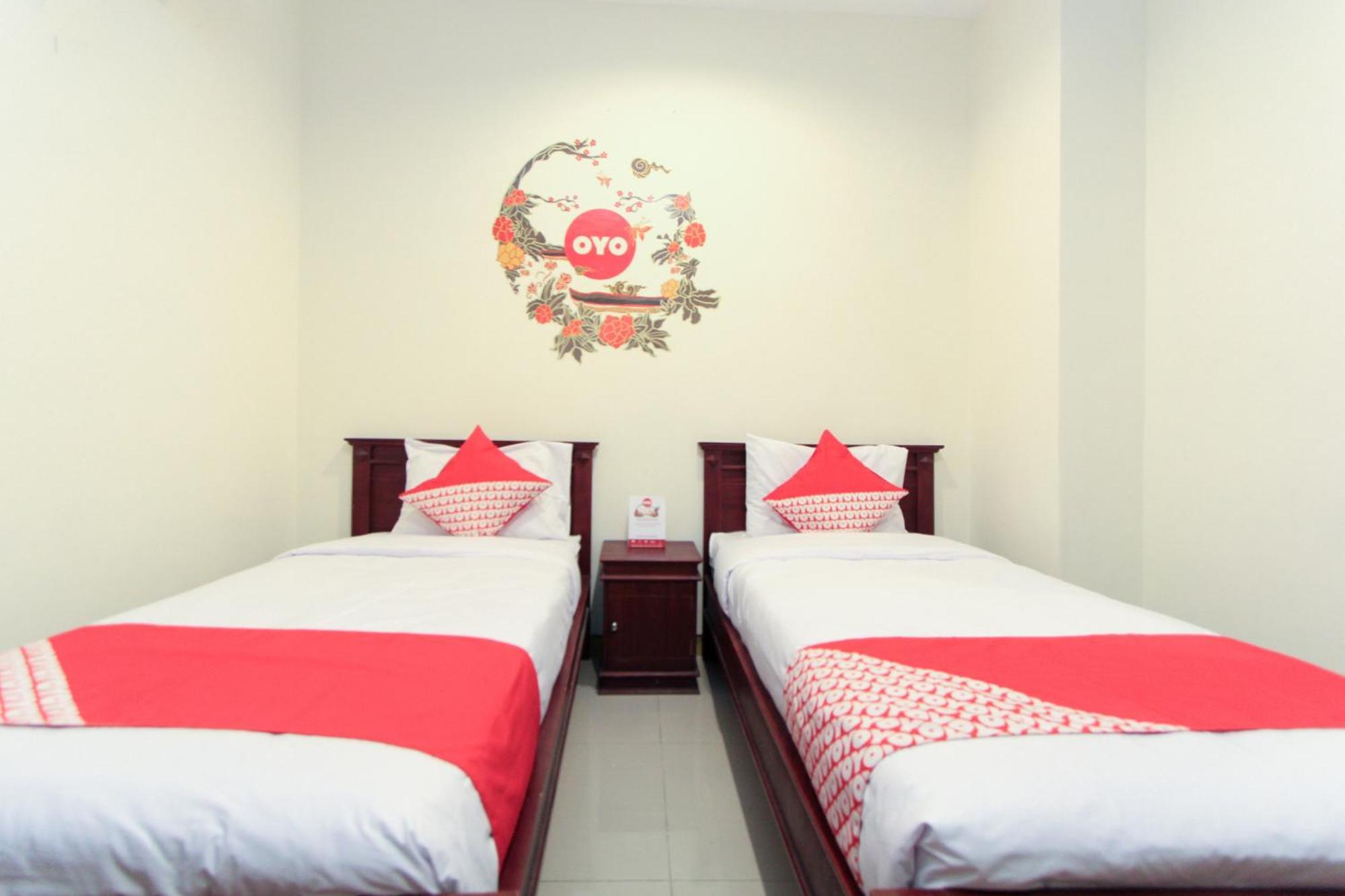 Hotel O Genteng Near Genteng Market Formerly Uno Hotel Surabaya Exteriör bild