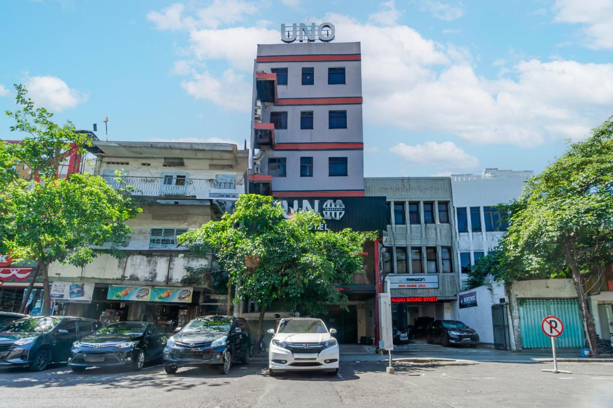 Hotel O Genteng Near Genteng Market Formerly Uno Hotel Surabaya Exteriör bild