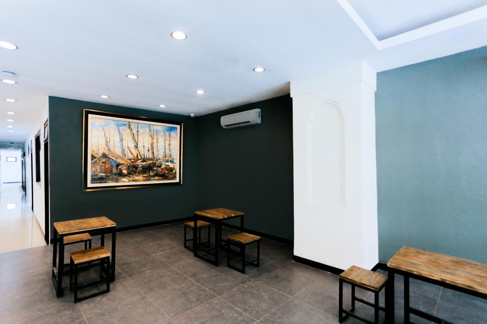Hotel O Genteng Near Genteng Market Formerly Uno Hotel Surabaya Exteriör bild